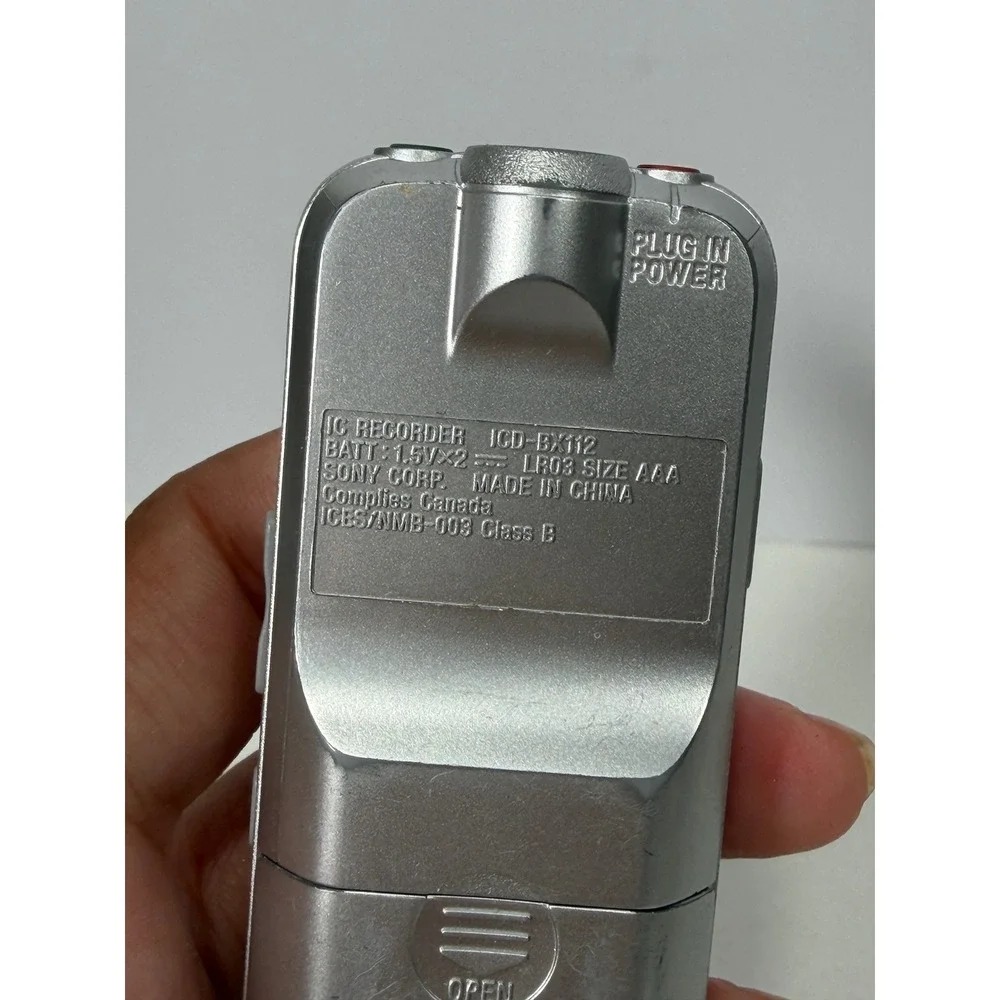 Sony ICD-BX112 Digital Voice Recorder IC Recorder Silver Handheld MP3 Dictaphone